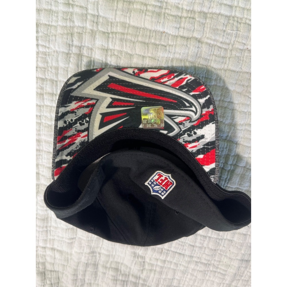 Atlanta Falcons Fitted Hat Large-XLarge Under Bill Design Black Gray NFL New Era